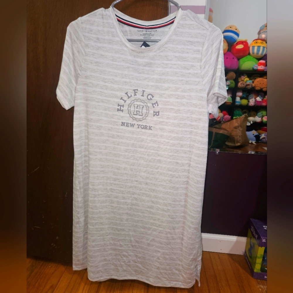 Tommy Hilfiger White & Gray Striped Womens Nightgown Pjs Size Small